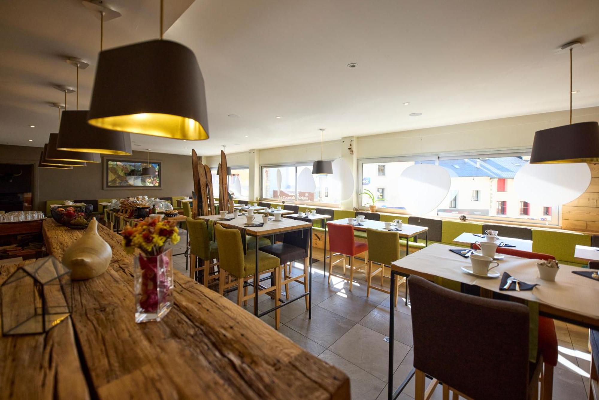 Hotel Le Grand Tetras Font-Romeu-Odeillo-Via Luaran gambar